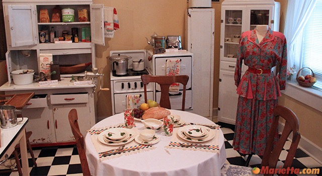 marietta-museum-of-history-kitchen-display