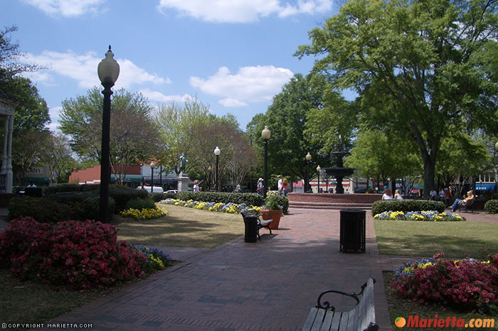 marietta-square-02